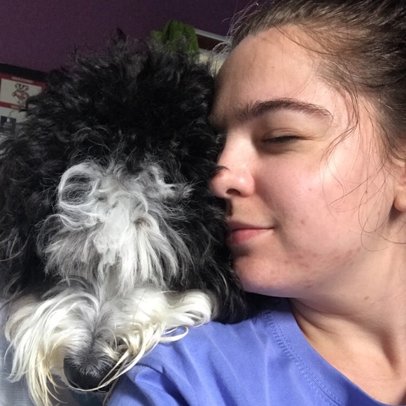 Meet your Posher, Andrea - Picture 1 of 1